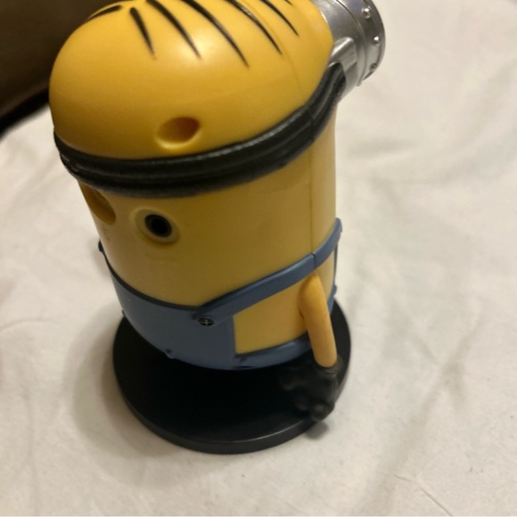 DESPICABLE ME Rechargable Bluetooth Wireless Speaker Tested Preowned minion - Picture 7 of 13